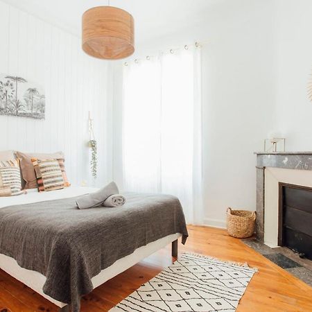 Coachella Vintage Chic In The Heart Of St Charles Biarritz Apartment Exterior foto