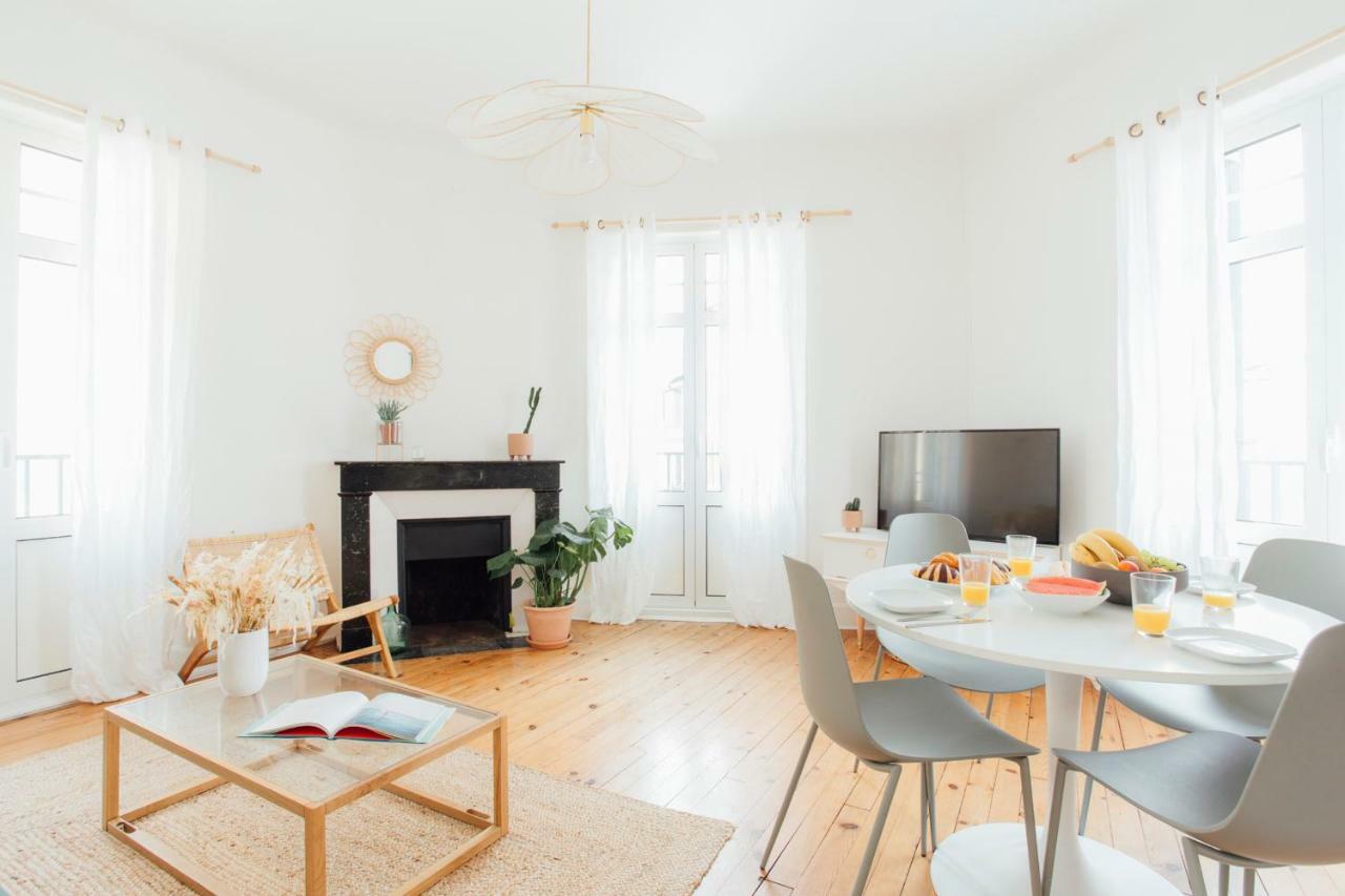 Coachella Vintage Chic In The Heart Of St Charles Biarritz Apartment Exterior foto
