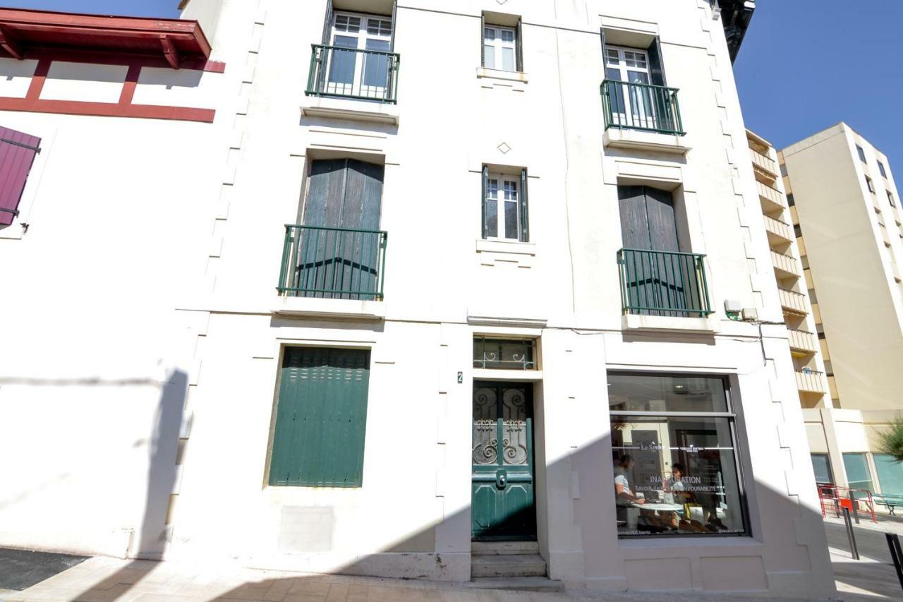 Coachella Vintage Chic In The Heart Of St Charles Biarritz Apartment Exterior foto